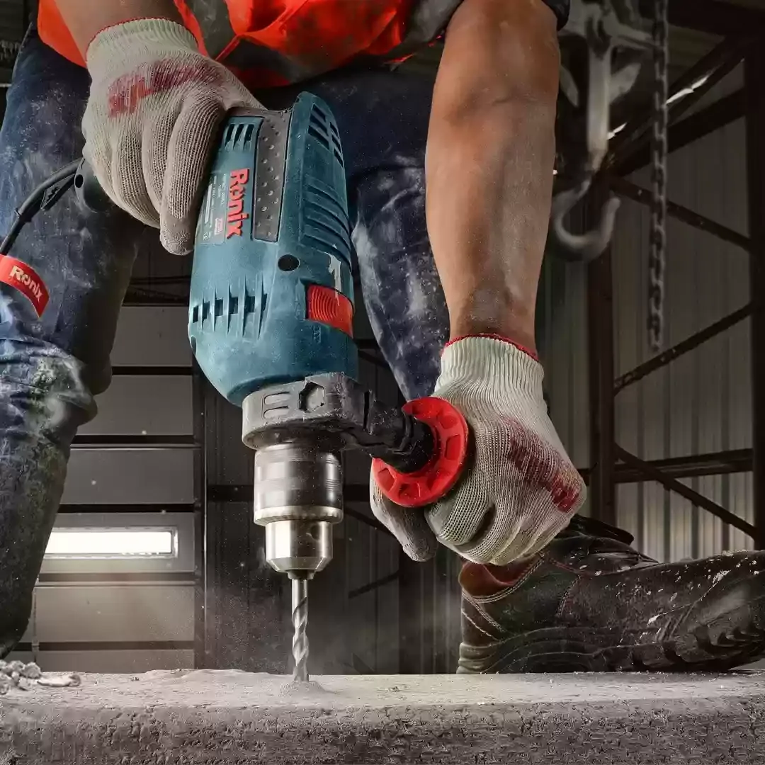 المثقاب المطرقي مع ظرف بمفتاح 13 ملم، 3000 RPM