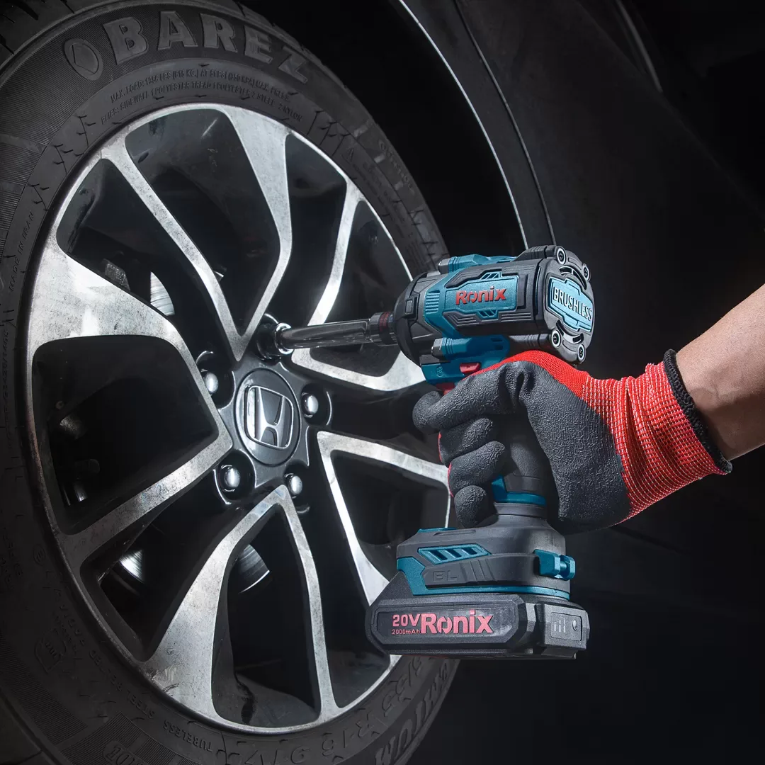 20V Brushless impact Wrench 1/2inch-550 Nm