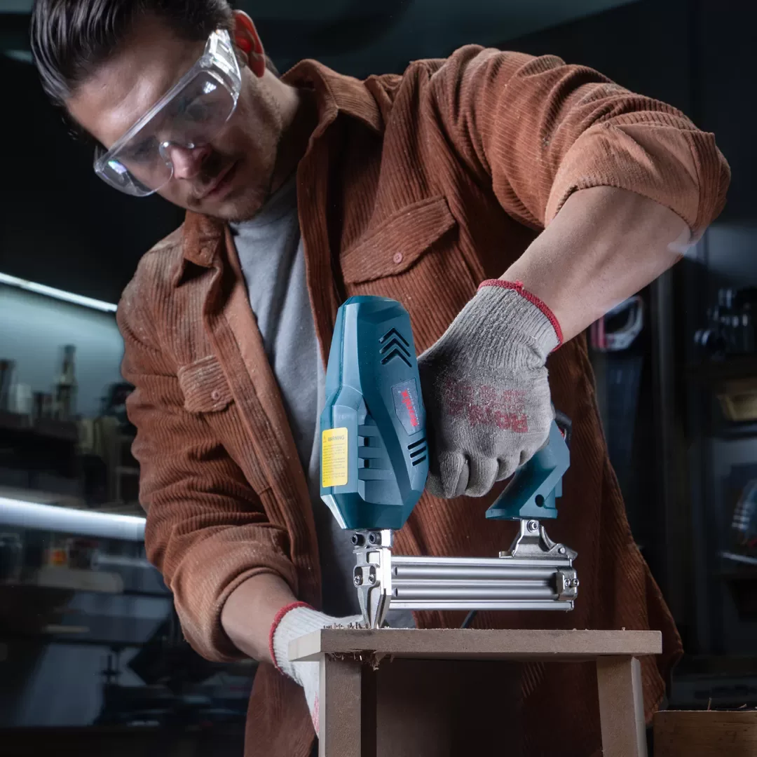 F30 Electric Brad Nailer